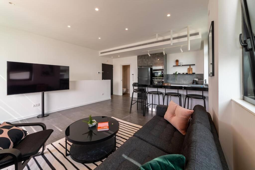 Amazing Penthouse On Gordon Beach 8 Guests Tel Aviv Exteriér fotografie